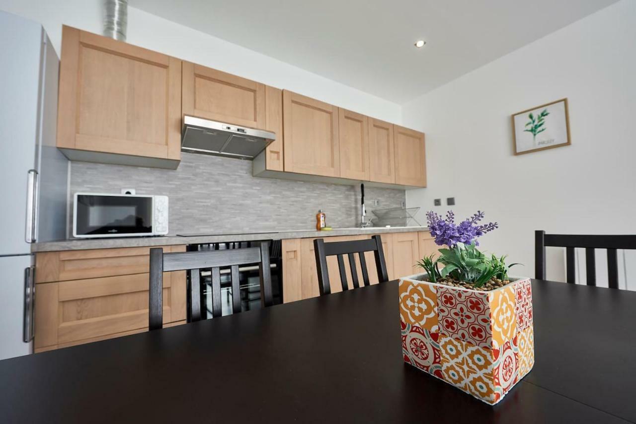 Apartment A L'ombre Du Pin 
